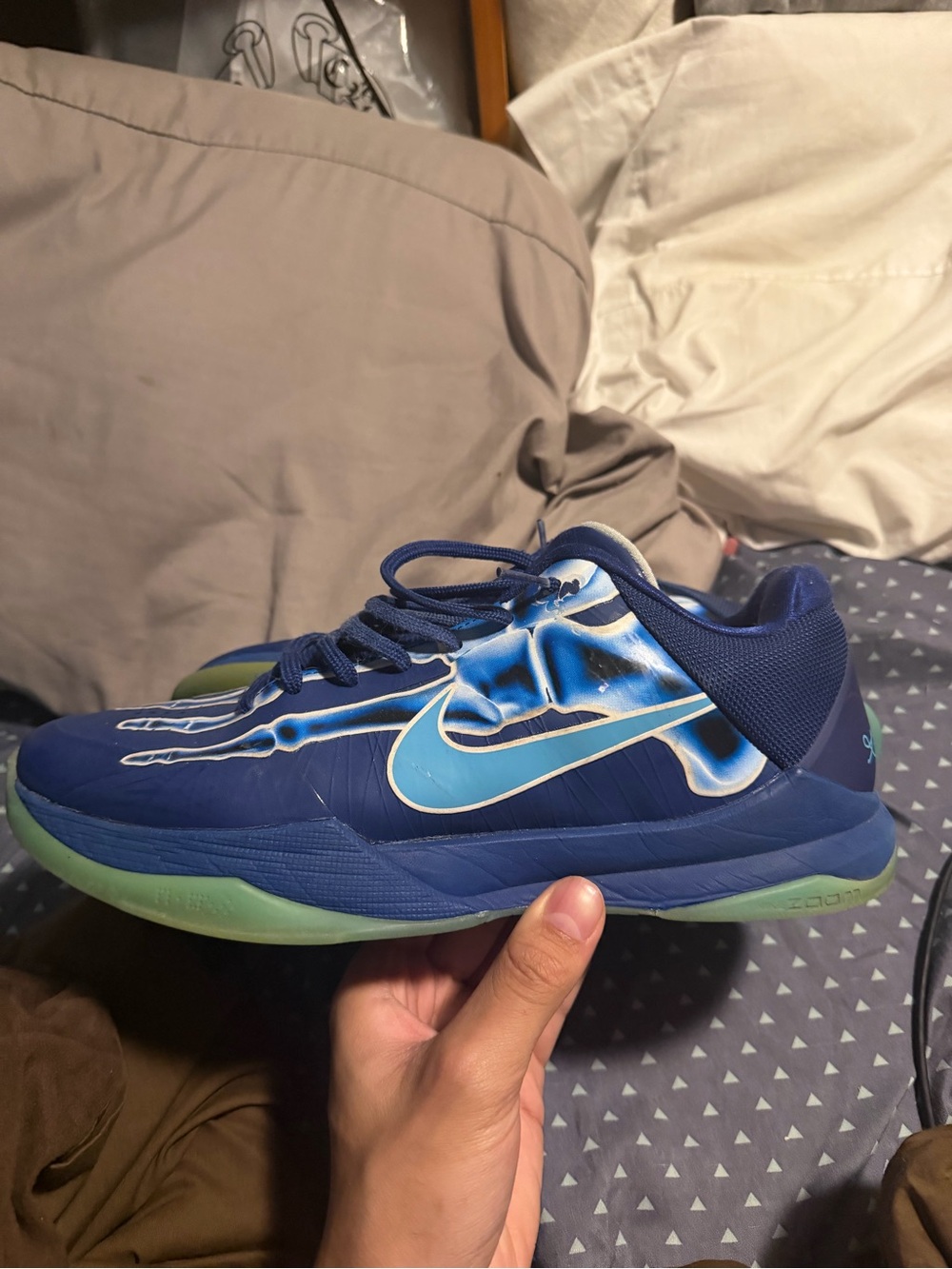 Kobe 5 Xray, Size 11, Decent Condition, Still Has A lot of Life and Grip